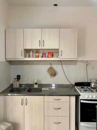 DEPARTAMENTO 3 AMBIENTES CON BALCÓN AL FRENTE Y PATIO ATERRAZADO - APTO CRÉDITO. SOBRE AV ARIETA foto 2