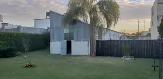 Excelente galpón en venta foto 3