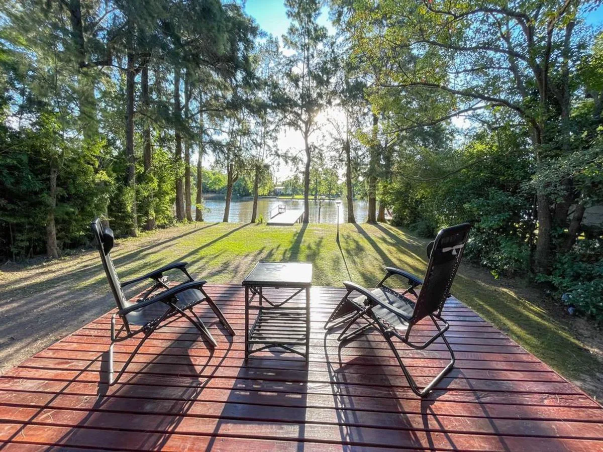 EXCELENTE CASA EN EL DELTA foto 5