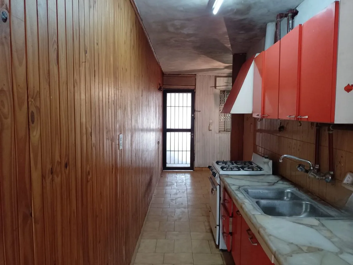 CASA EN VENTA  BARRIO UJEMVI -LAS HERAS foto 5