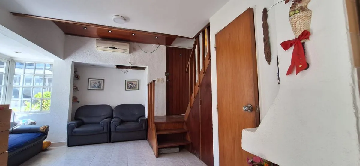 VENTA MONTE GRANDE DUPLEX 4 AMB.  EN COUNTRY foto 4
