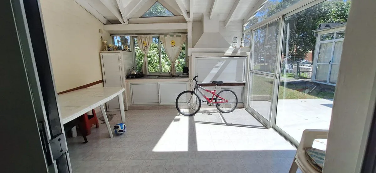VENTA MONTE GRANDE DUPLEX 4 AMB.  EN COUNTRY foto 5