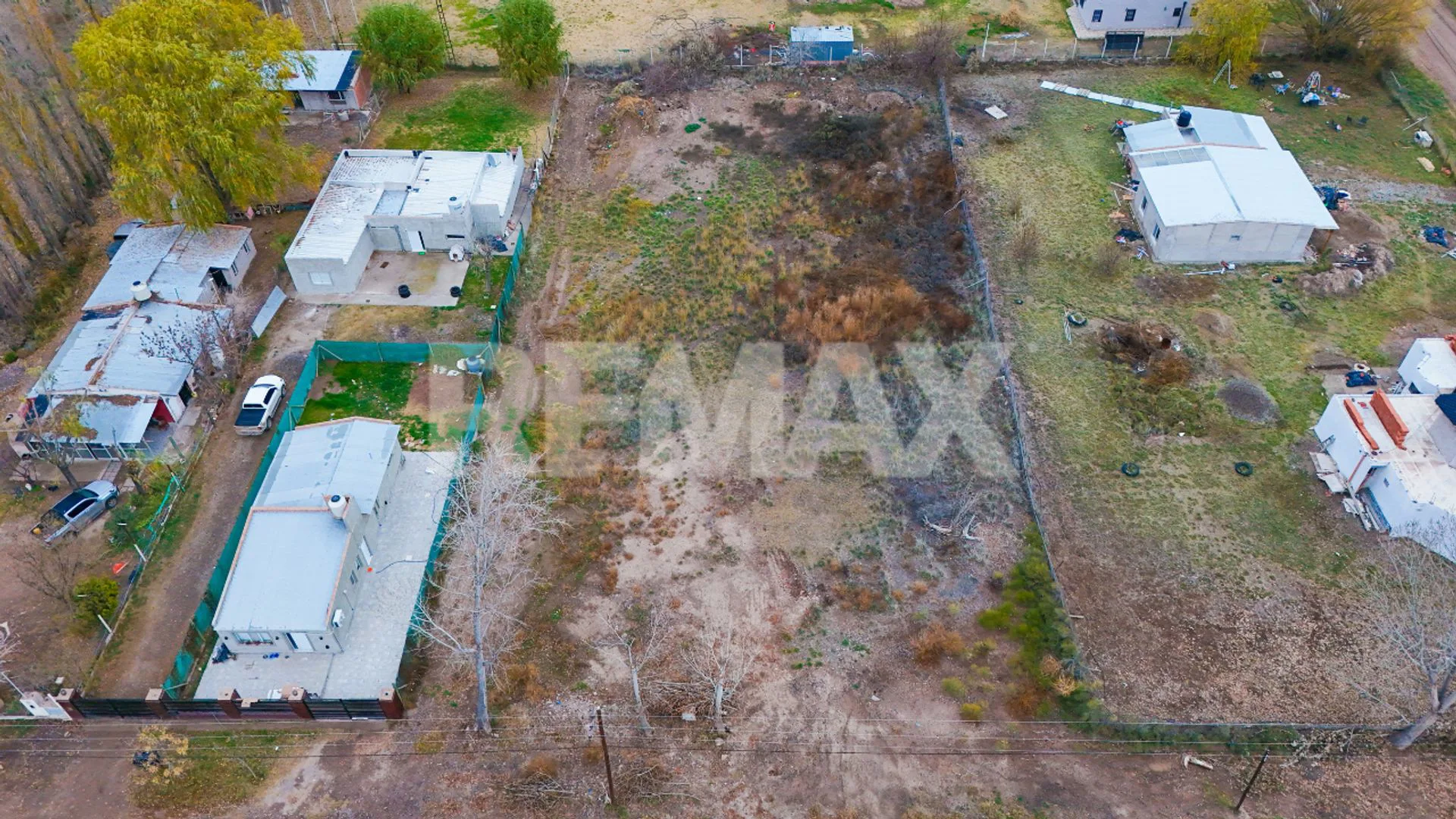 VENTA DE TERRENO EN CIPOLLETTI foto 2