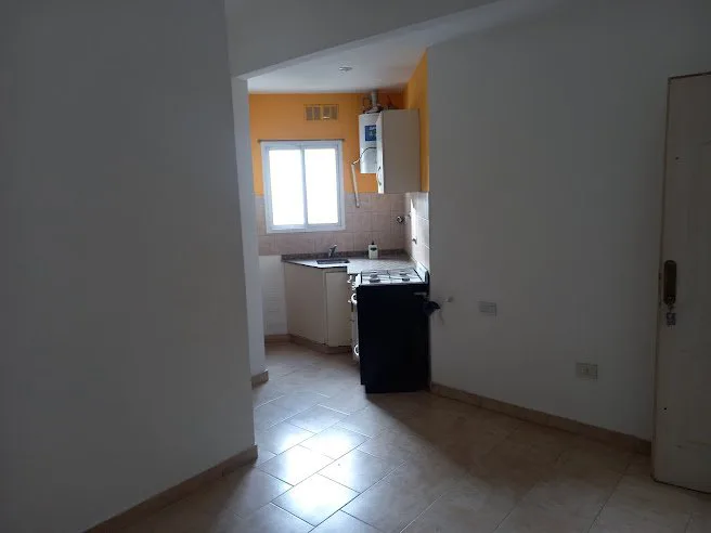 VENTA DEPARTAMENTO 2 AMBIENTES CENTRO SAN MARTIN foto 3