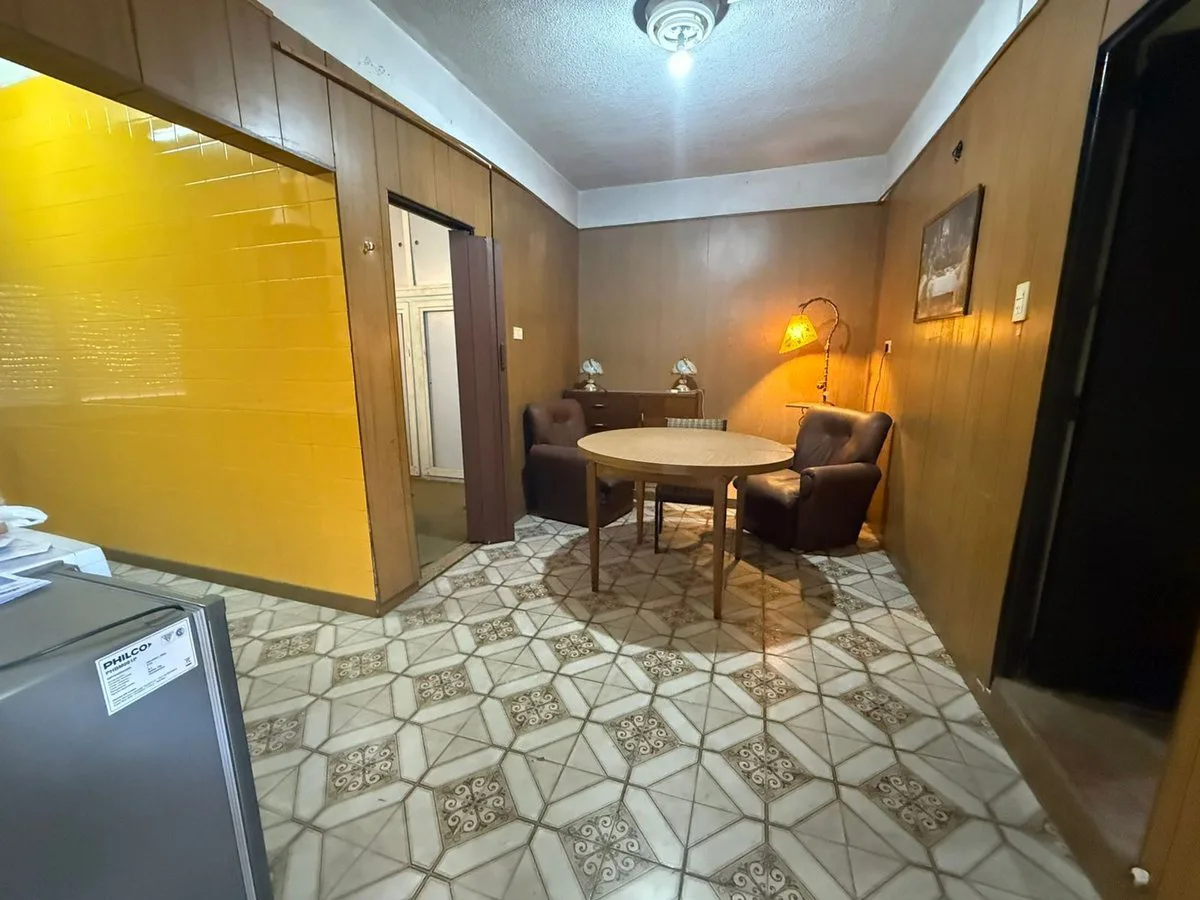 LOTE CON CASA A REFACCIONAR EN VENTA EN AVELLANEDA foto 2