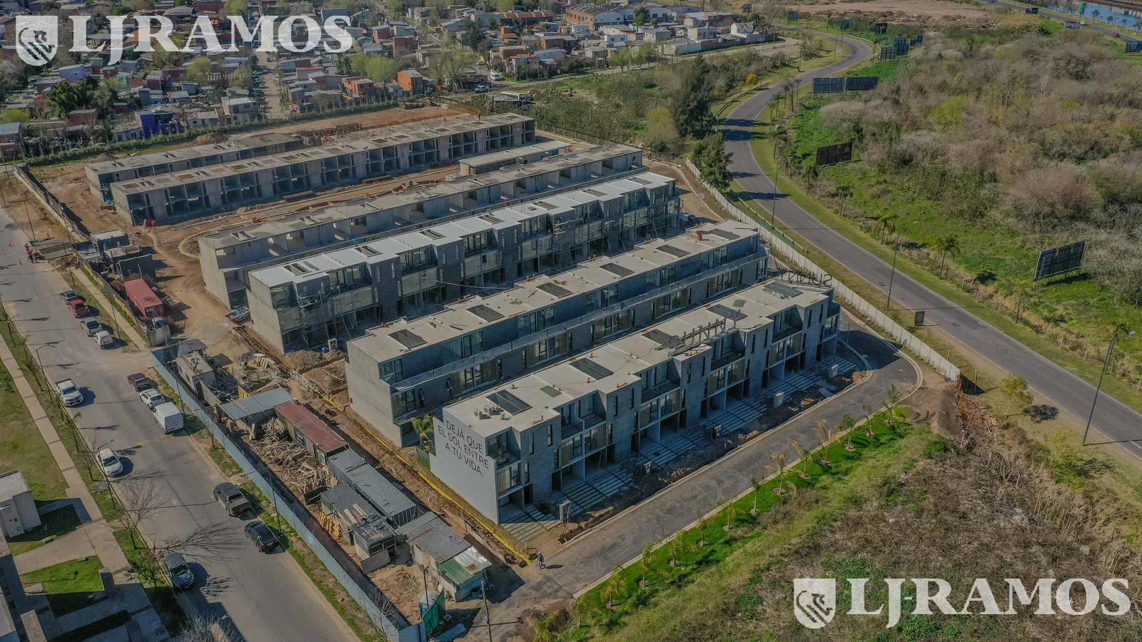 A ESTRENAR - 3 dormitorios - 127 m2 cubiertos en venta  SUNNY- TIGRE foto 3