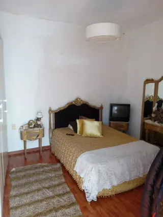 TIPO CASA 3 AMBIENTES SIN EXPENSAS EN PRIMER PISO CON GRAN PATIO IMPECABLE foto 3