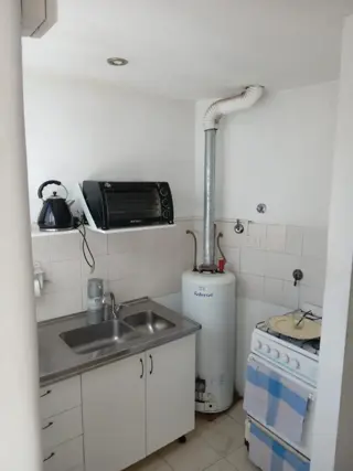 TIPO CASA 3 AMBIENTES SIN EXPENSAS EN PRIMER PISO CON GRAN PATIO IMPECABLE foto 4