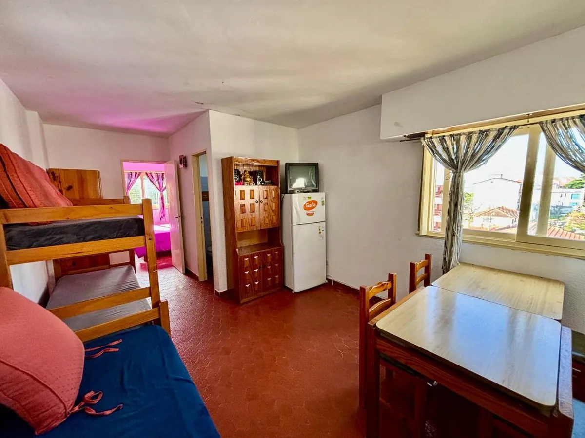 DEPARTAMENTO VENTA DOS AMBIENTES VILLA GESELL foto 4