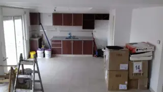 DEPARTAMENTO 3 AMB C/COCHERA A ESTRENAR SAENZ PEÑA foto 4