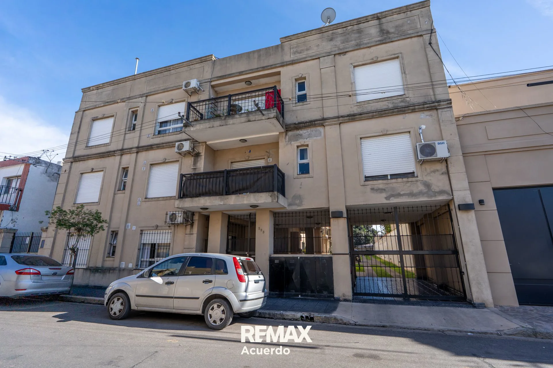 VENTA DPTO 2 DOR–CENTRICO SAN NICOLAS DOBLE BALCON foto 3