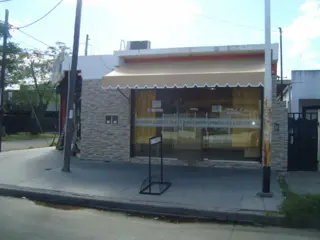 LUIS GUILLON: HERMOSOS LOCALES EN EXCELENTE UBICACIÓN MAS LOTE .VENTA EN BLOQUE O UNIDAD foto 4