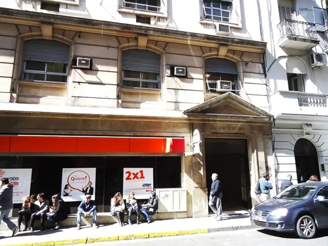 EDIFICIO DE ARTISTAS-DISTRITO IA-111MTS P6