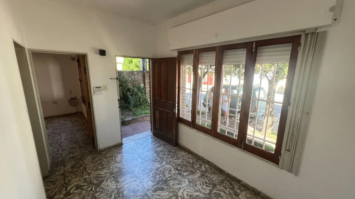 CASA EN VENTA 4 DORMITORIOS VILLA MARIA foto 3