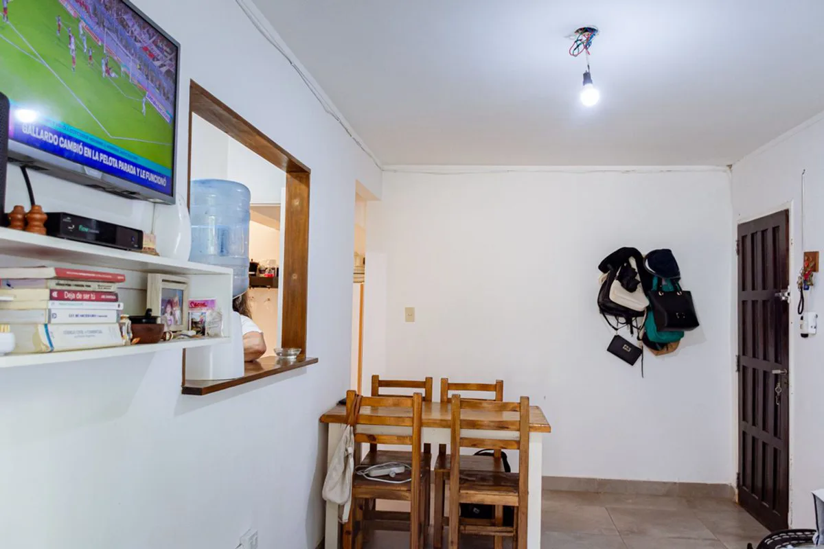 PH UN DORMITORIO EN VENTA LA PLATA 17 Y 58 + PATIO foto 3