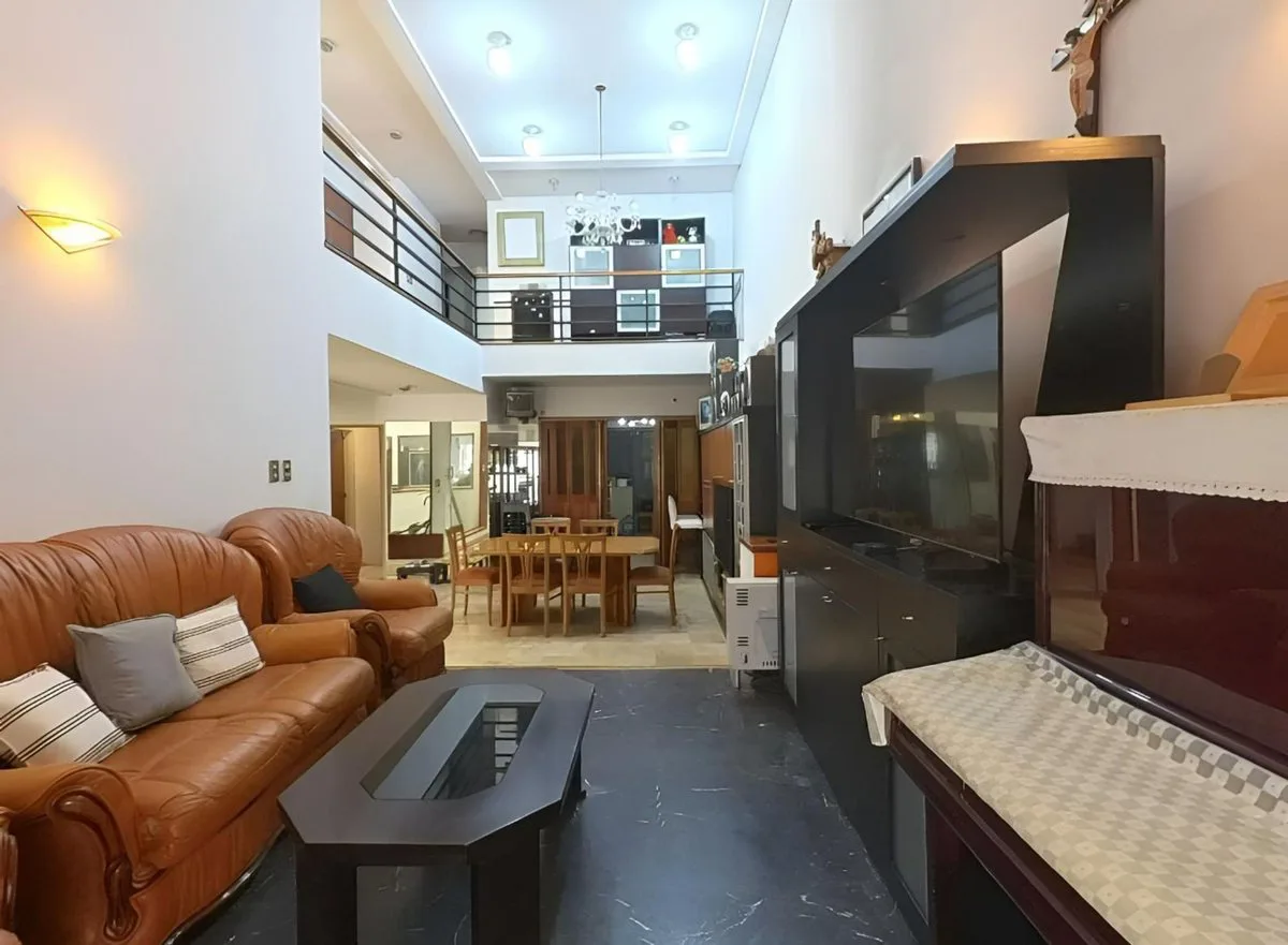VENTA CASA CHALET 6 AMB. EN FLORESTA