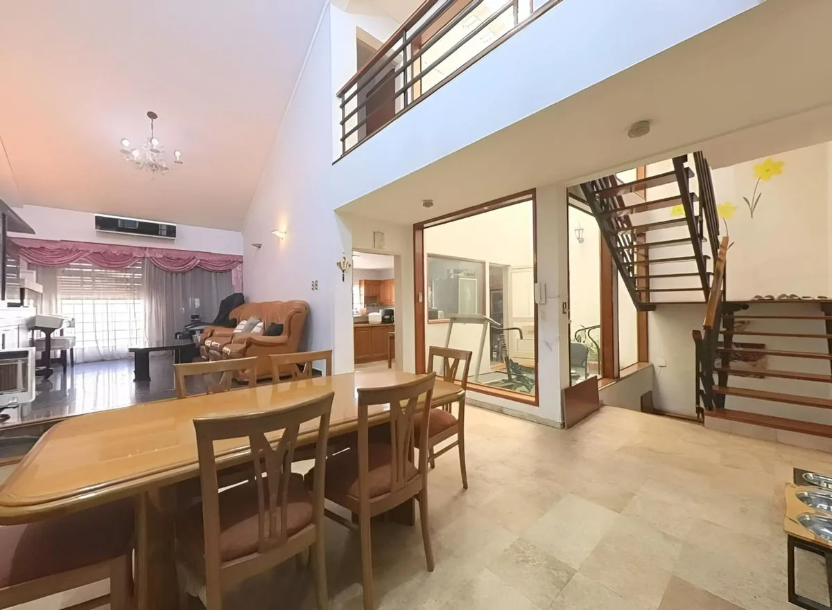 VENTA CASA CHALET 6 AMB. EN FLORESTA foto 5