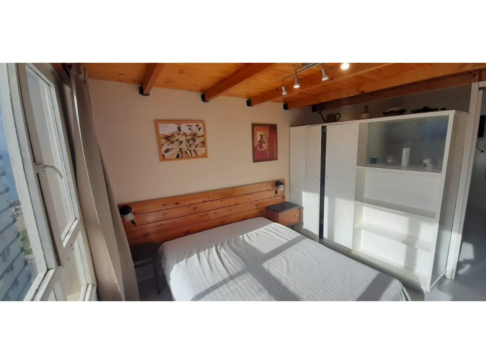 Venta departamento 1 ambiente Miramar vista al mar foto 4