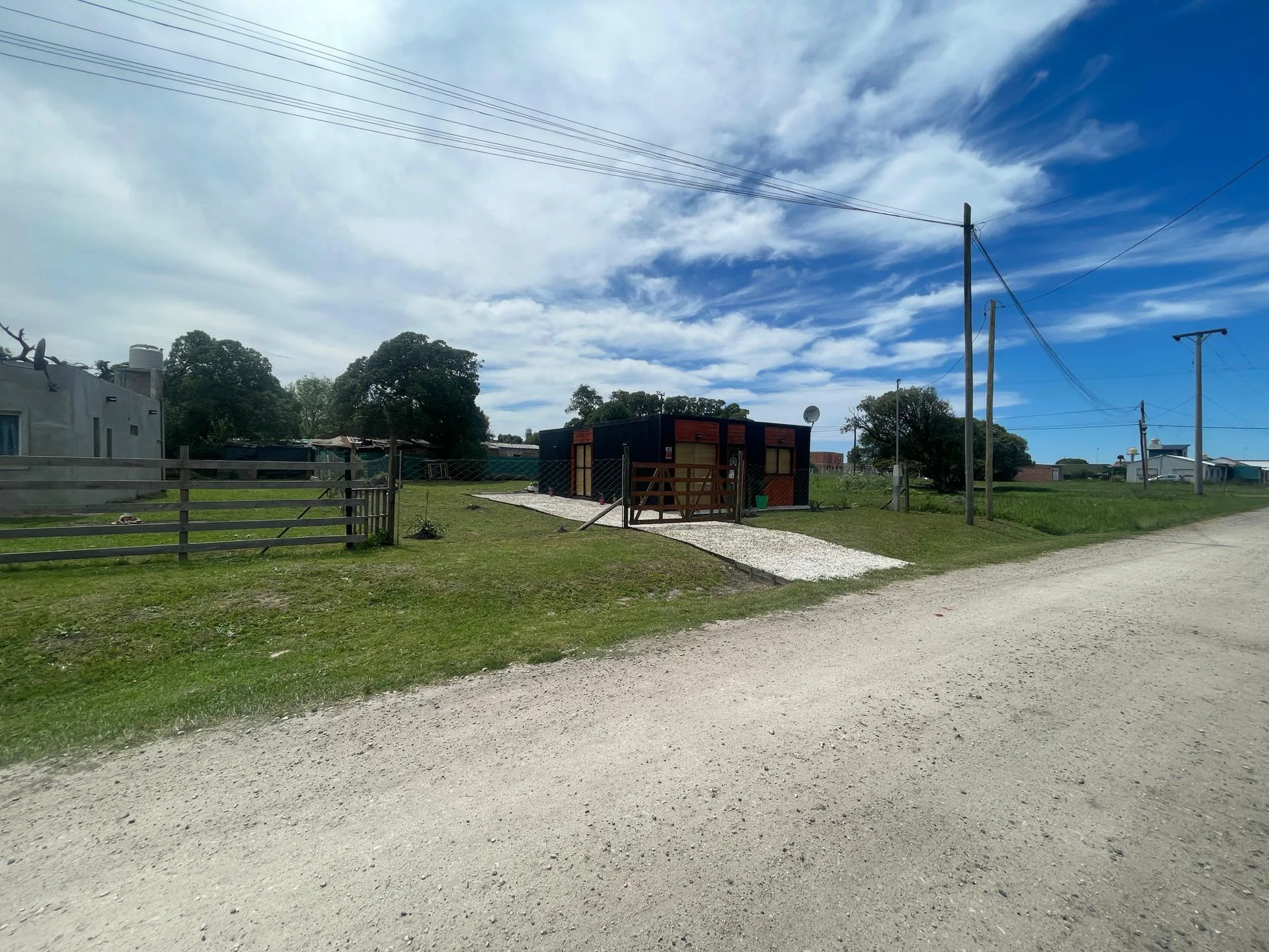Lote en Playa Dorada a dos cuadras del Mar foto 4