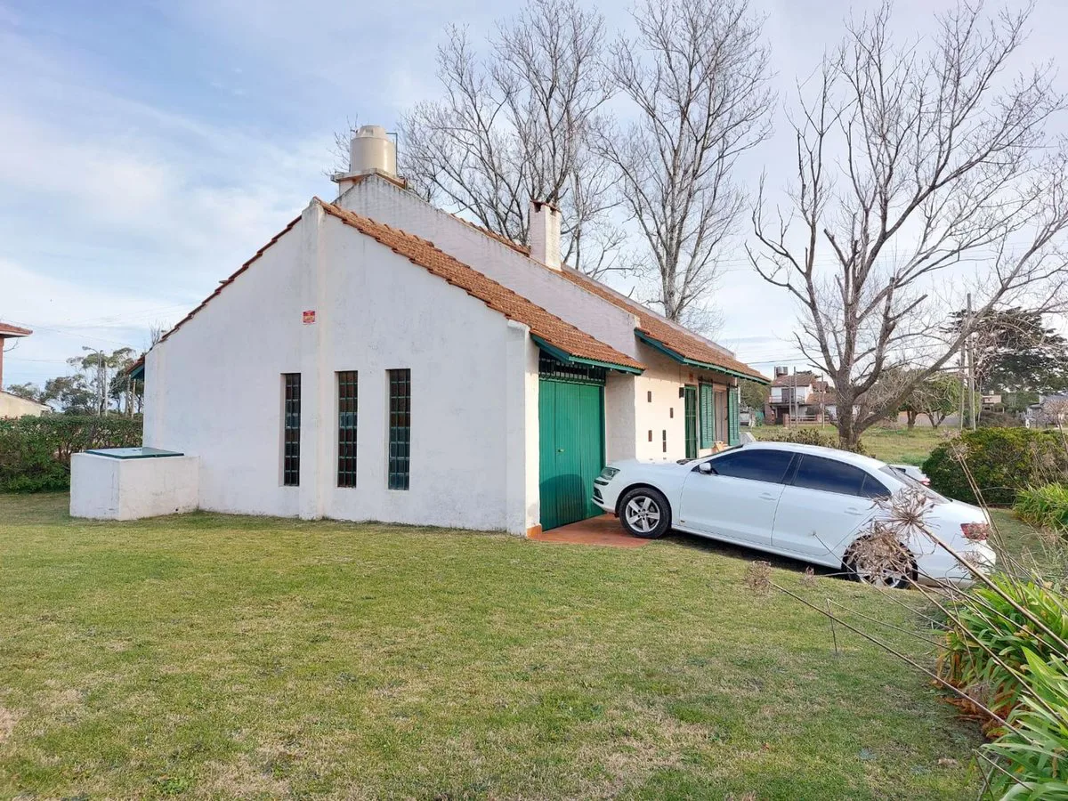 Venta casa en Alfar 4 amb garage yparque - Permuta foto 3