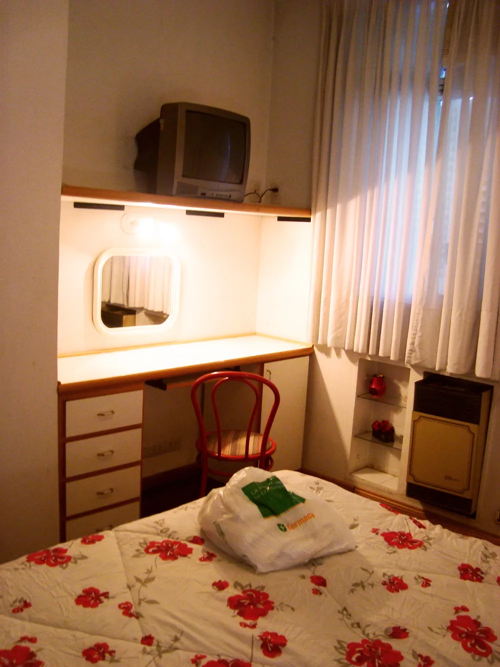 2-bedroom apartment in San Nicolás – photo 11 of 14