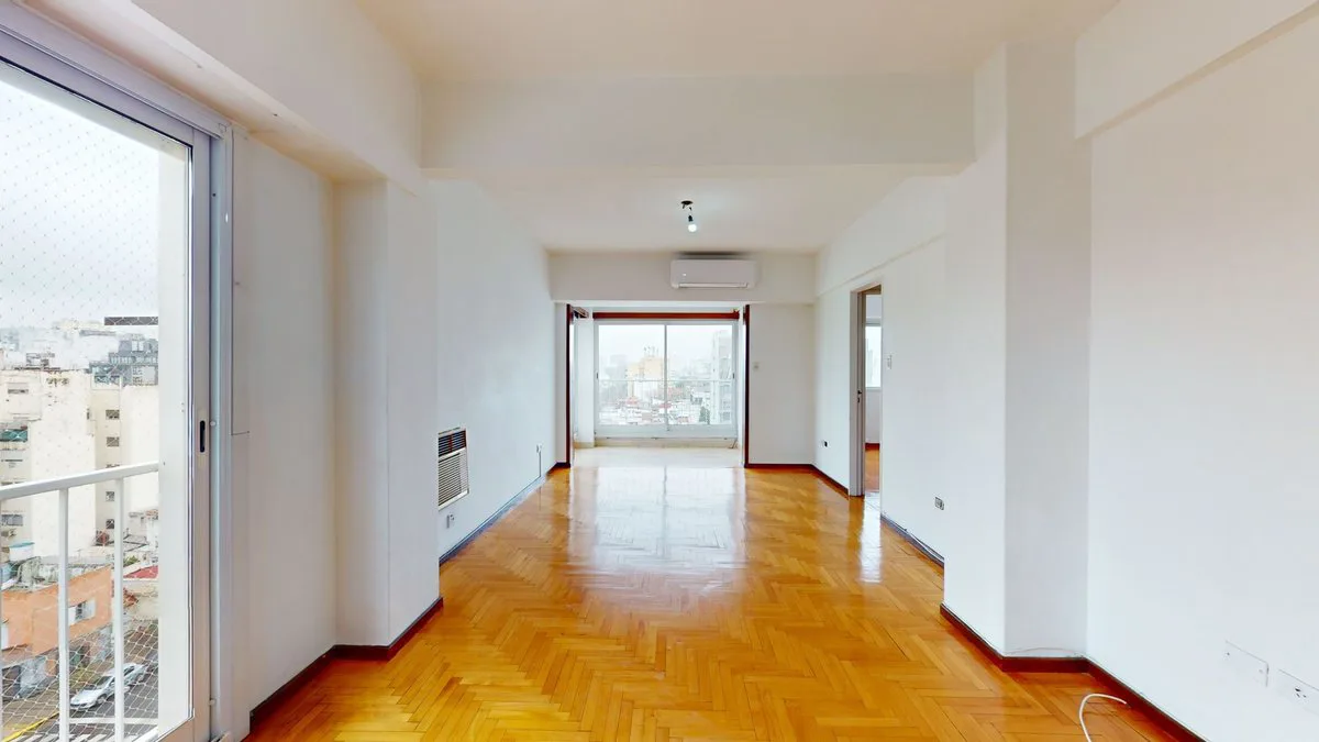 VENTA AMPLIO SEMIPISO BELGRANO 5 AMBIENTES COCHERA foto 4