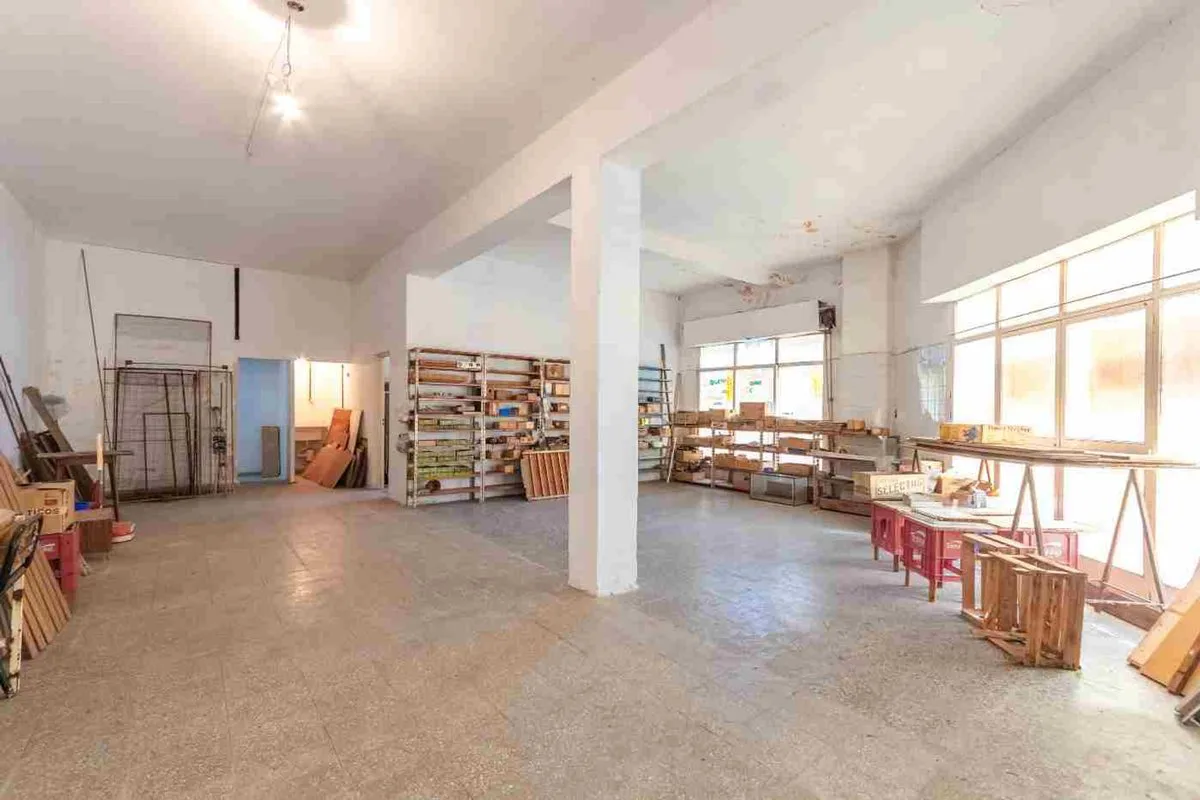 VENTA CASA + 2 LOCALES EN PB - OPORTUNIDAD foto 4
