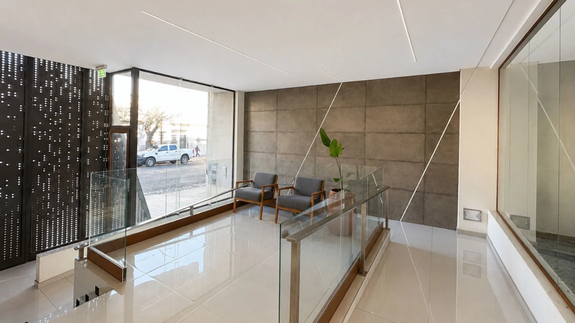 DEPARTAMENTO 1 DORMITORIO EN VENTA LA PLATA BALCON foto 2