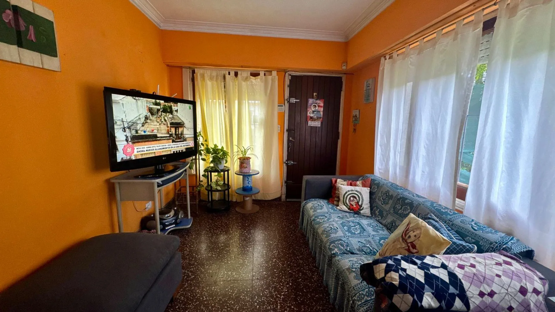 Venta  casa 4 ambientes gran jardin El Progreso foto 4