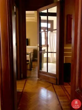 Av. Santa Fe y Suipacha - 228m2 Venta - Edificio Estilo Frances de Categoría foto 5