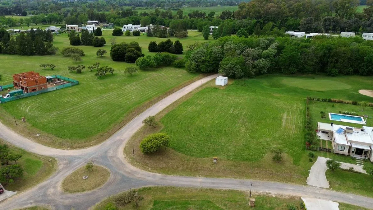 VENTA LOTE INT PILAR Bo MEDAL GOLF 1323M2 FINANCIA foto 5