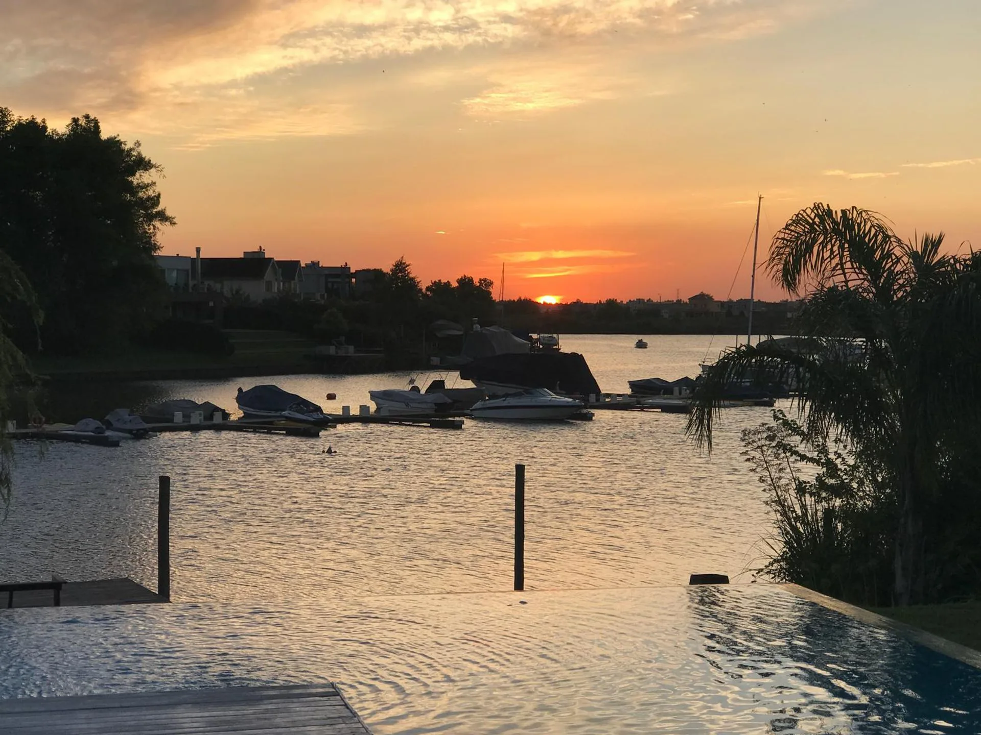 CASA EN VENTA SAN ISIDRO LABRADOR AL RIO C/AMARRA foto 3