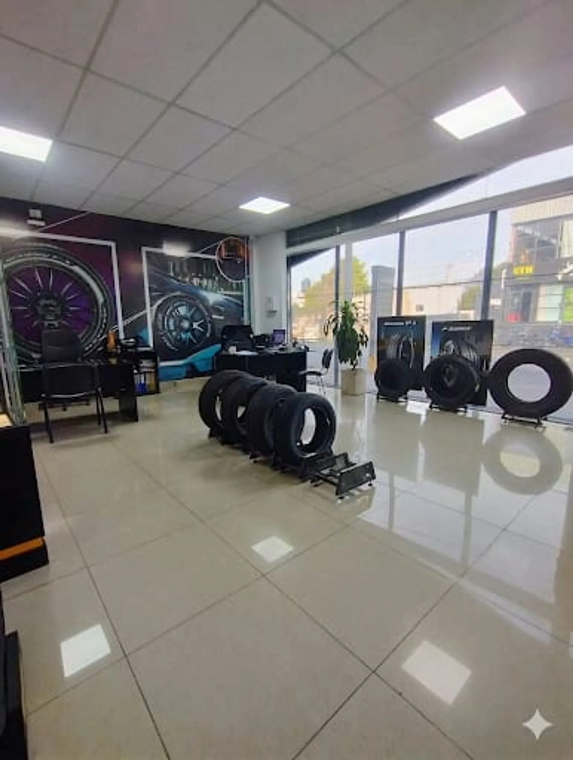 SE VENDE IMPORTANTE LOCAL COMERCIAL EN CATAMARCA foto 2