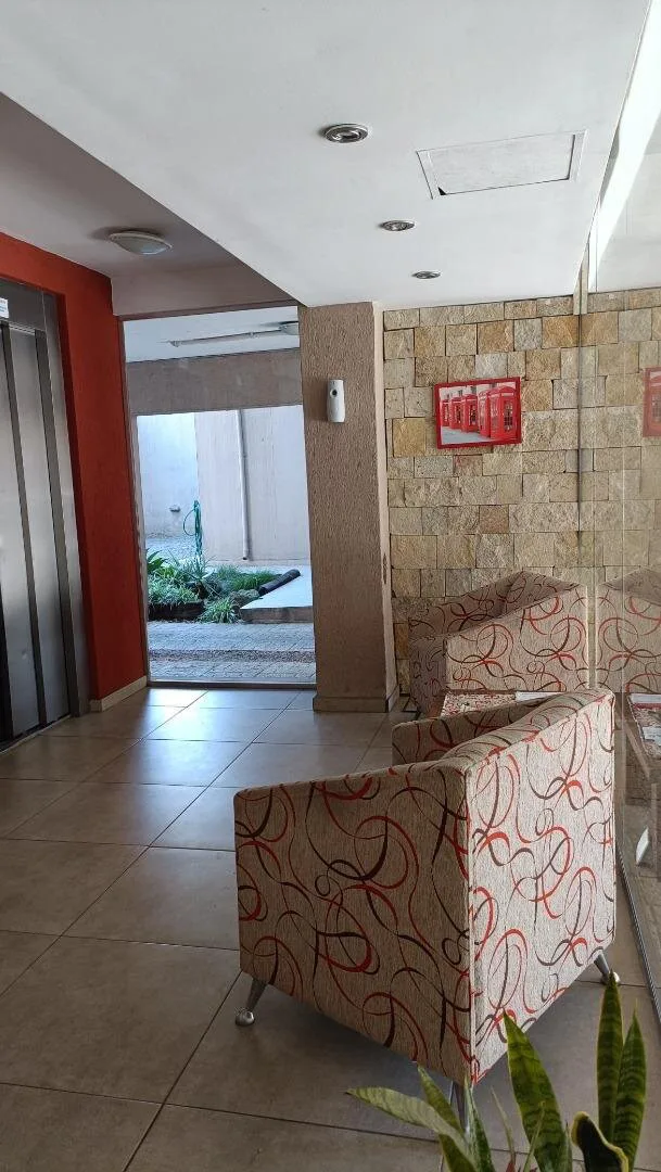Alquiler Departamento 2 ambientes con balcón en Moron Sur foto 5