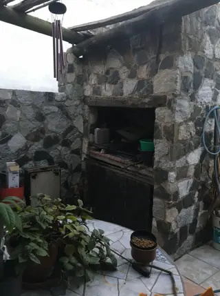 SE VENDE EXCELENTE PROPIEDAD DE DOS DORMITORIOS - BARRIO PELLEGRINI- ALTA GRACIA foto 5