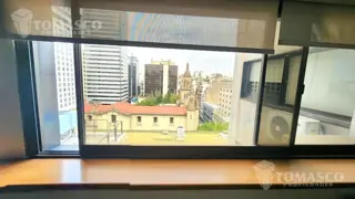 Venta Oficina Comercial de 700 mts más 13 cocheras fijas foto 2