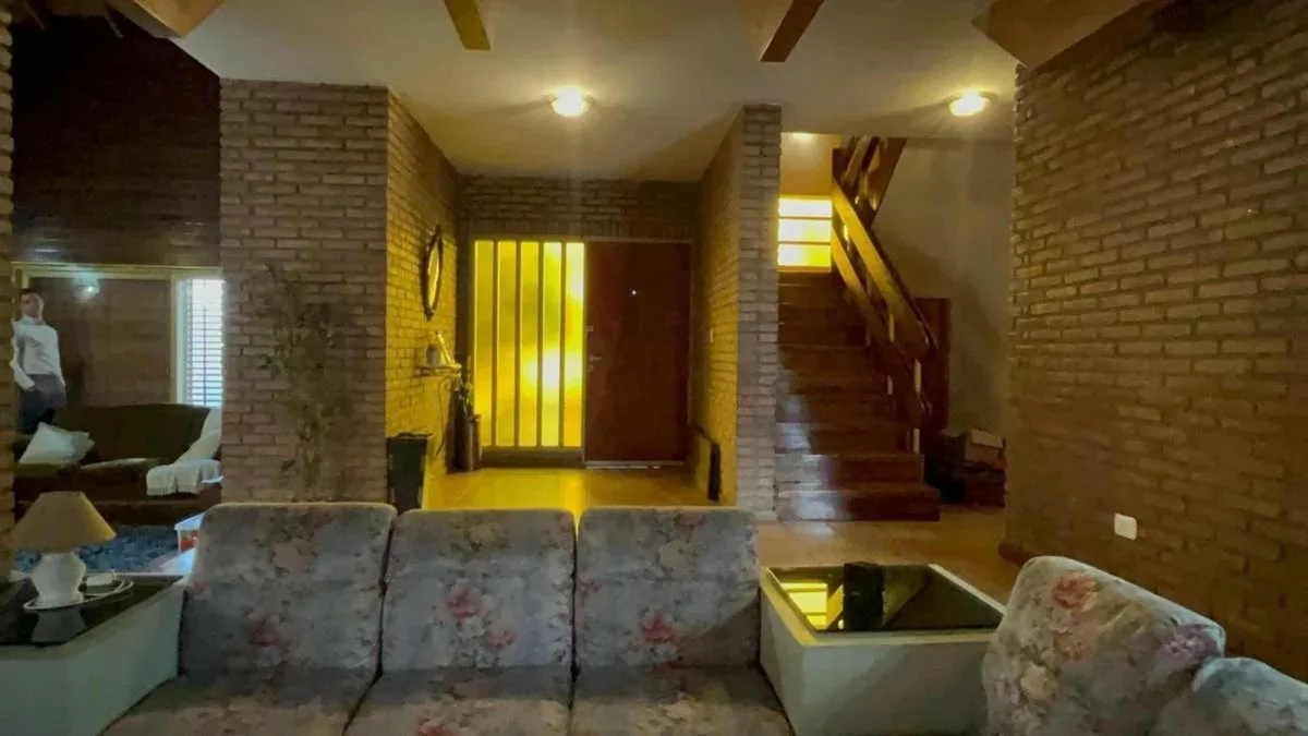 VENTA CASA 6 AMBIENTES VILLA SARMIENTO ACEPTA PERM foto 3