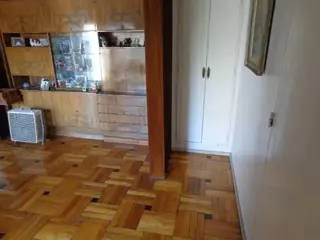 Semipiso de 3 amb con cochera, apto profesional. foto 4