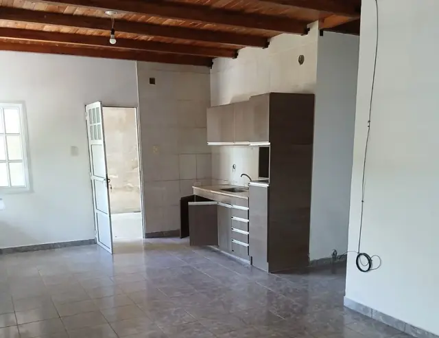Venta Casa 3 dormitorios a pocos mts. ruta Cayastá