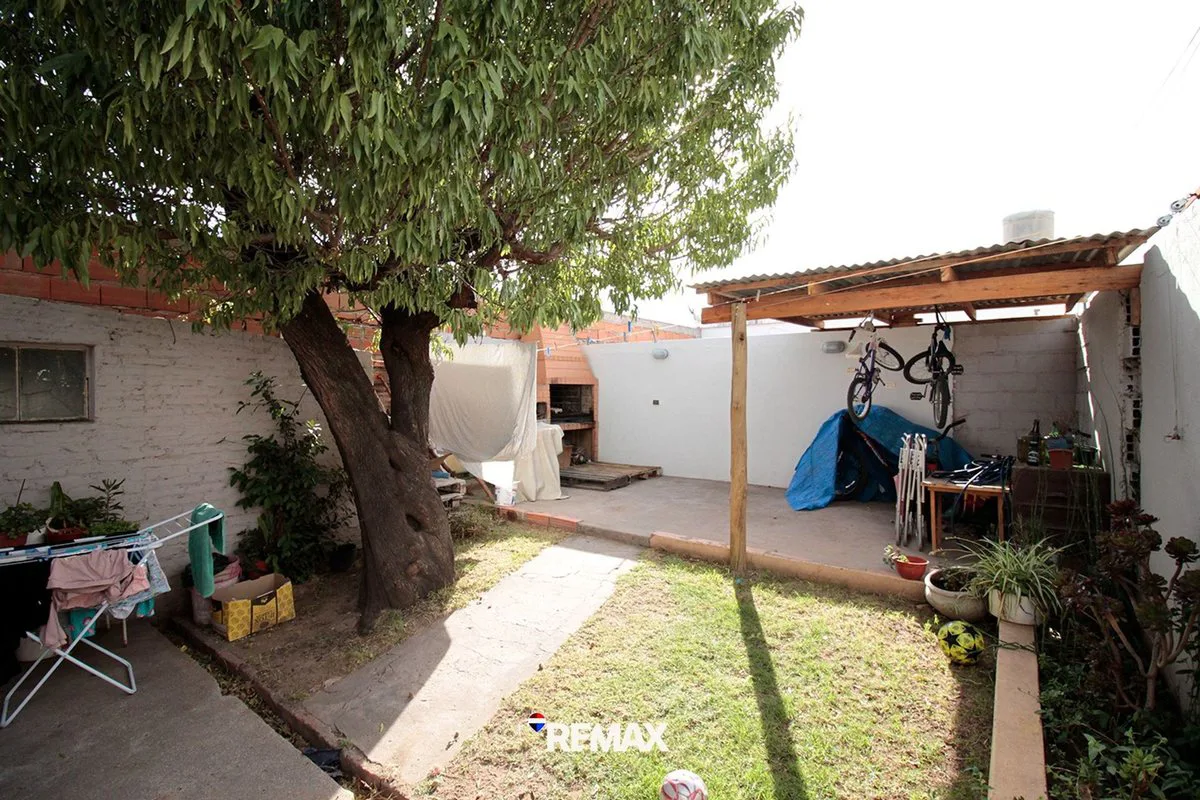 VENTA 3 CASAS EN BLOCK foto 3