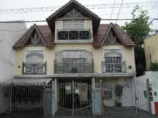 Triplex en Venta en Ramos Mejía, La Matanza, Buenos Aires foto 1