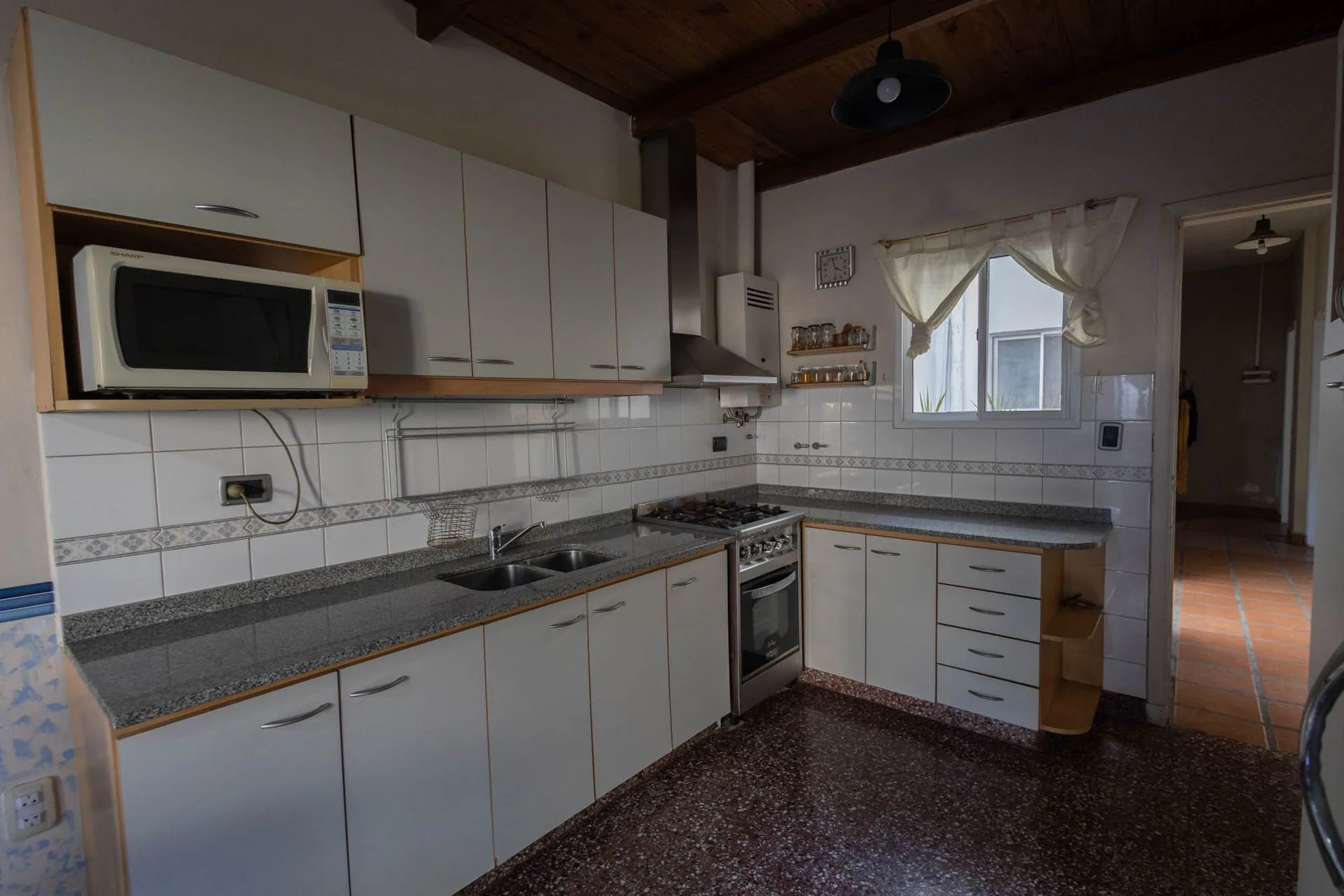 CASA 4 AMB VENTA JARDÍN Y PARRILLA foto 4
