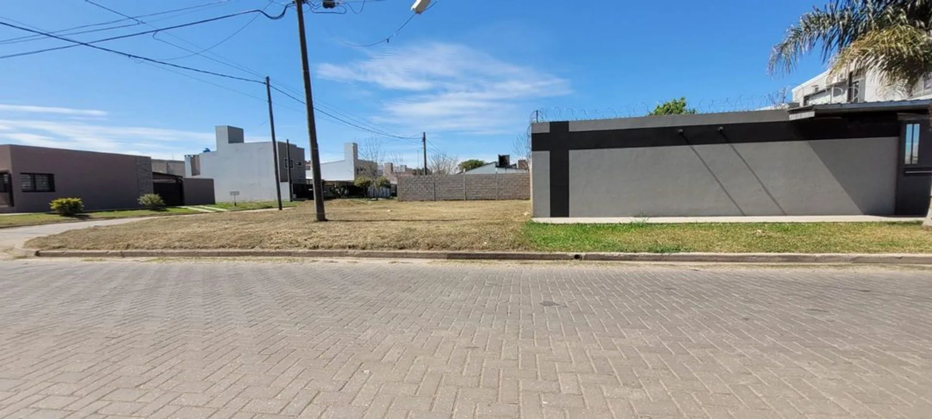 Terreno Rivadavia 8300 esquina Gorriti foto 4