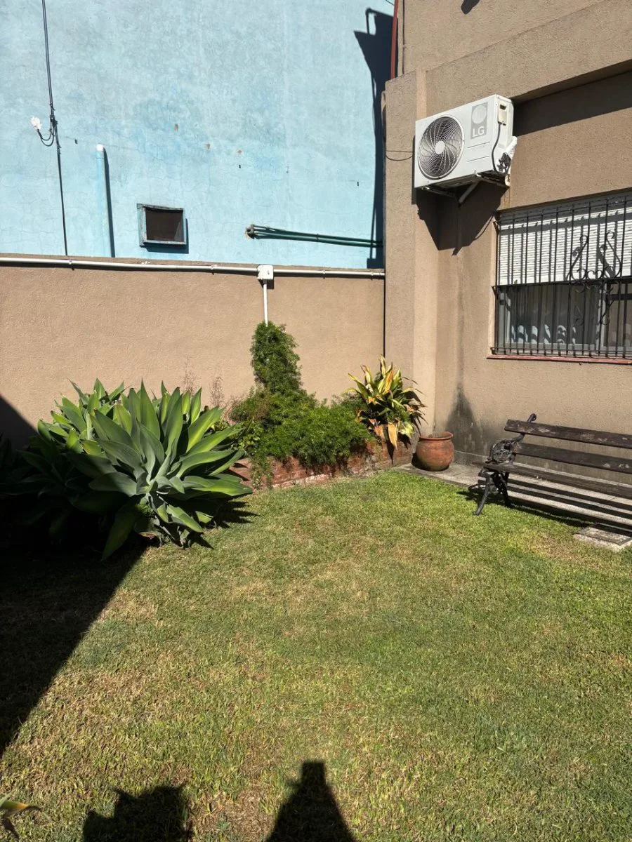 Casa en venta en Los Polvorines, 6 ambientes, 300 m² foto 2