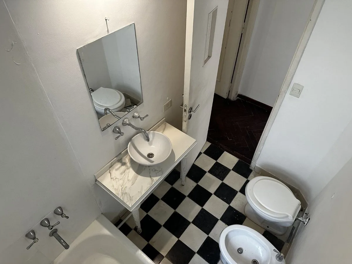 DEPTO 2 AMB CON ESTUDIO EN VENTA BELGRANO, FRENTE foto 5