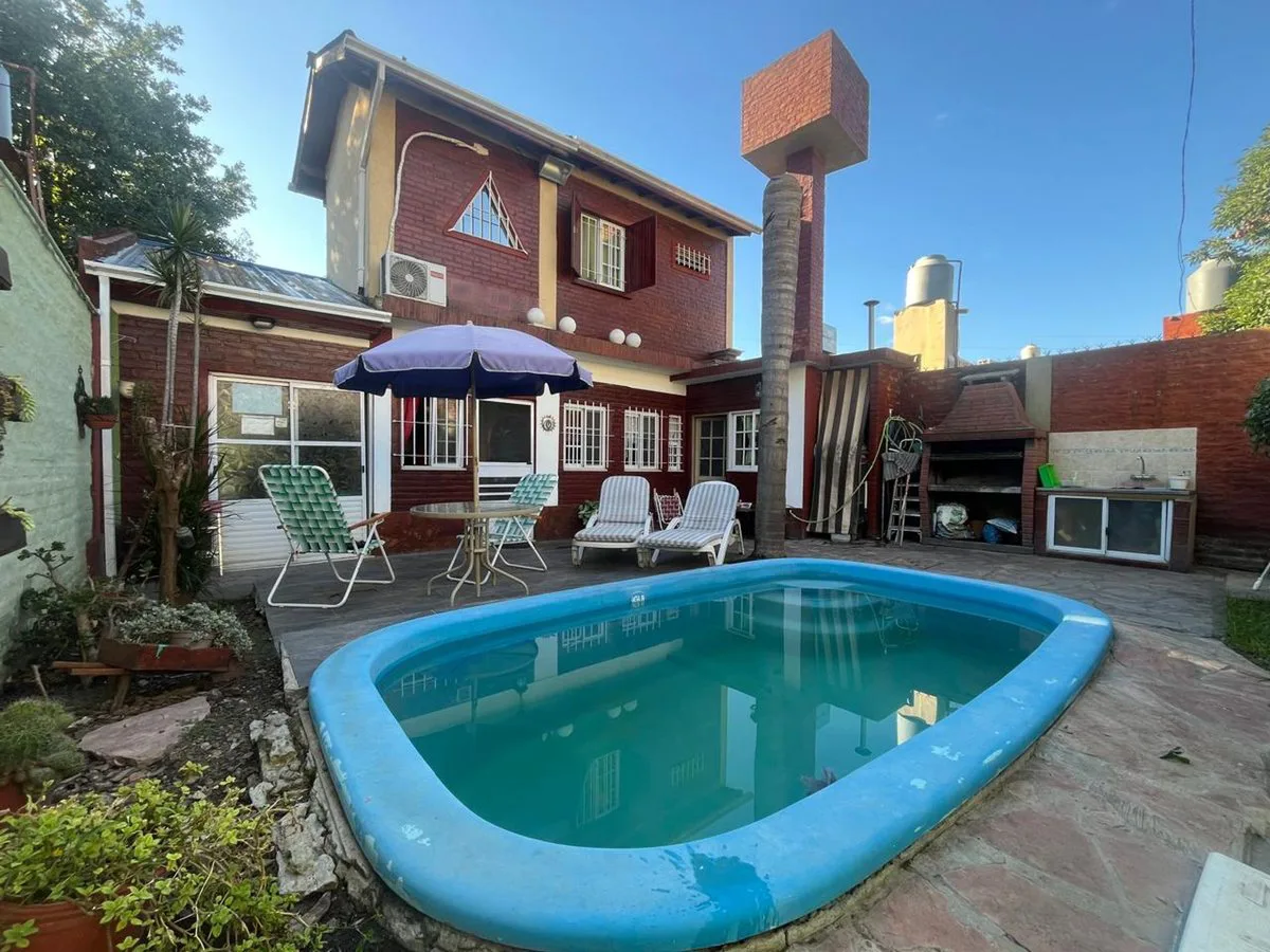 CASA 4 AMB EZEIZA | PISCINA Y LOCAL/3ER DORM foto 2
