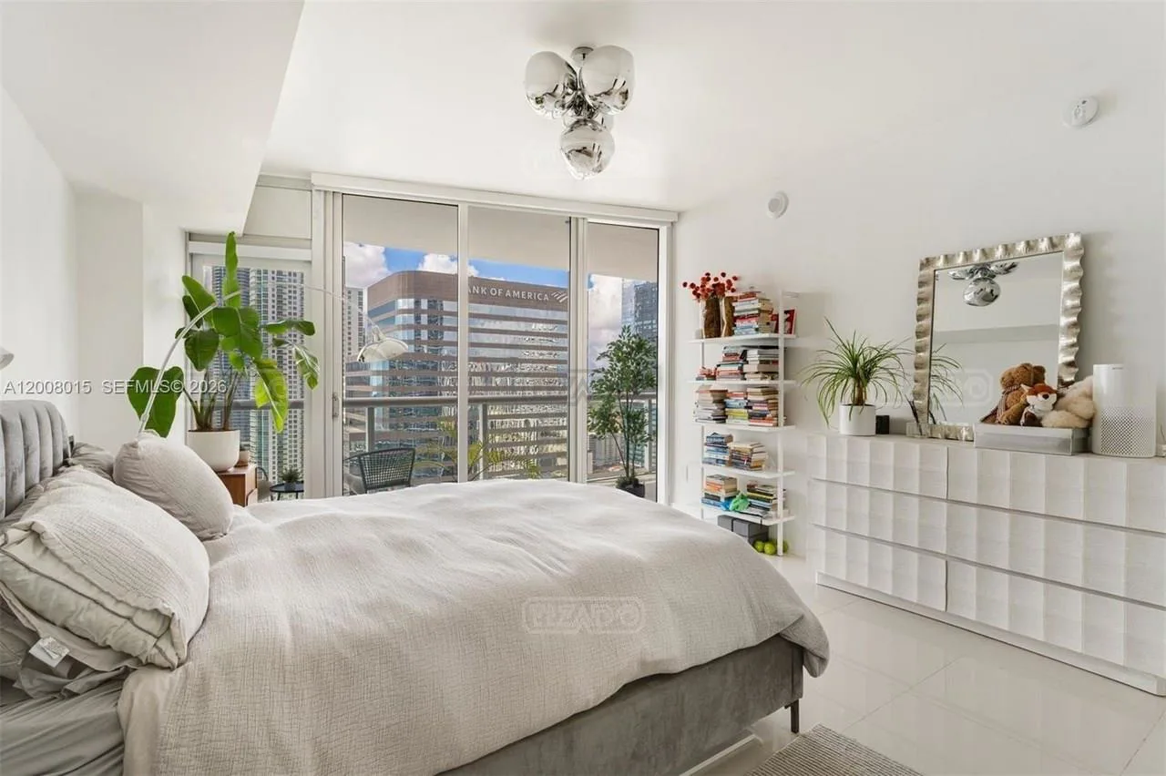 495 Brickell Ave #3509 400 foto 5