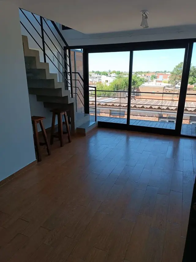 DEPARTAMENTO CON COCHERA EN VENTA EN ZONA CENTRO