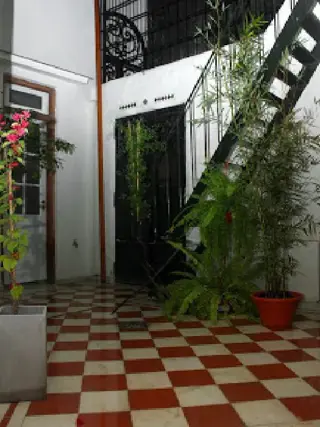 CASA DE PASILLO EN BARRIO MARTIN foto 5