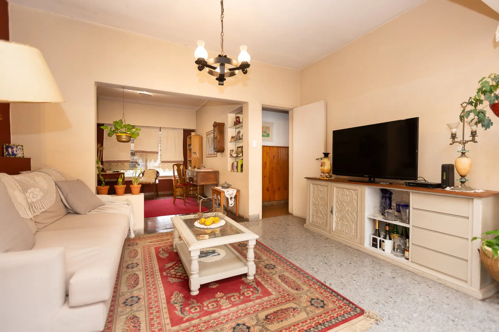 venta chalet 5 ambientes en Ciudad Jardín foto 5